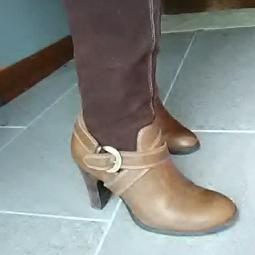 Ladies boots - Picture 2 of 6
